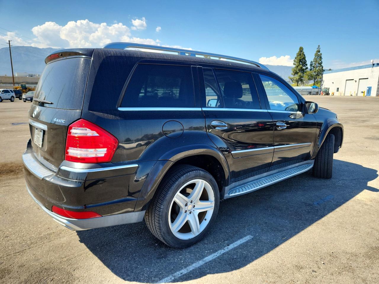 2010 MERCEDES-BENZ GL-CLASS