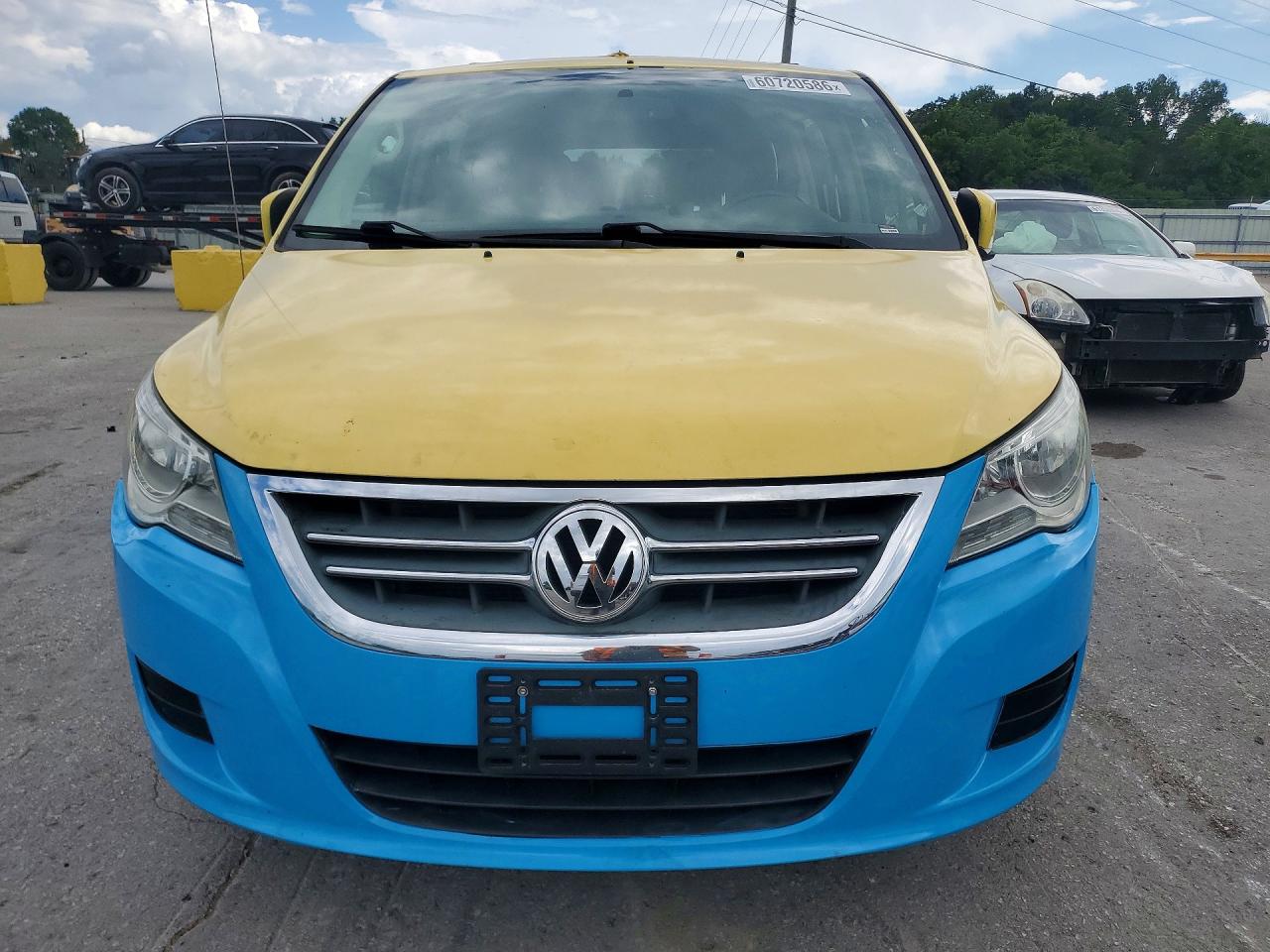 2013 VOLKSWAGEN ROUTAN