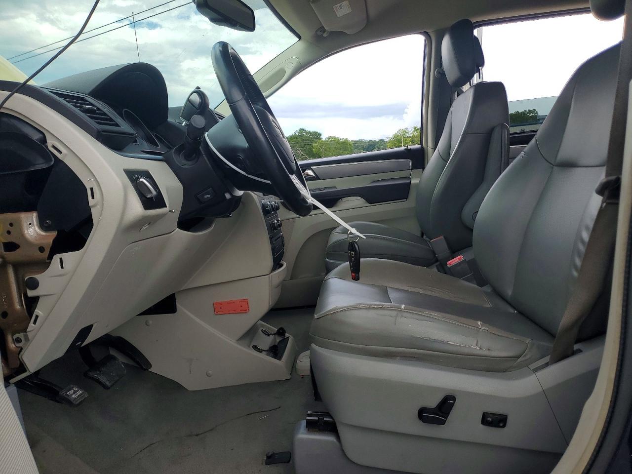 2013 VOLKSWAGEN ROUTAN