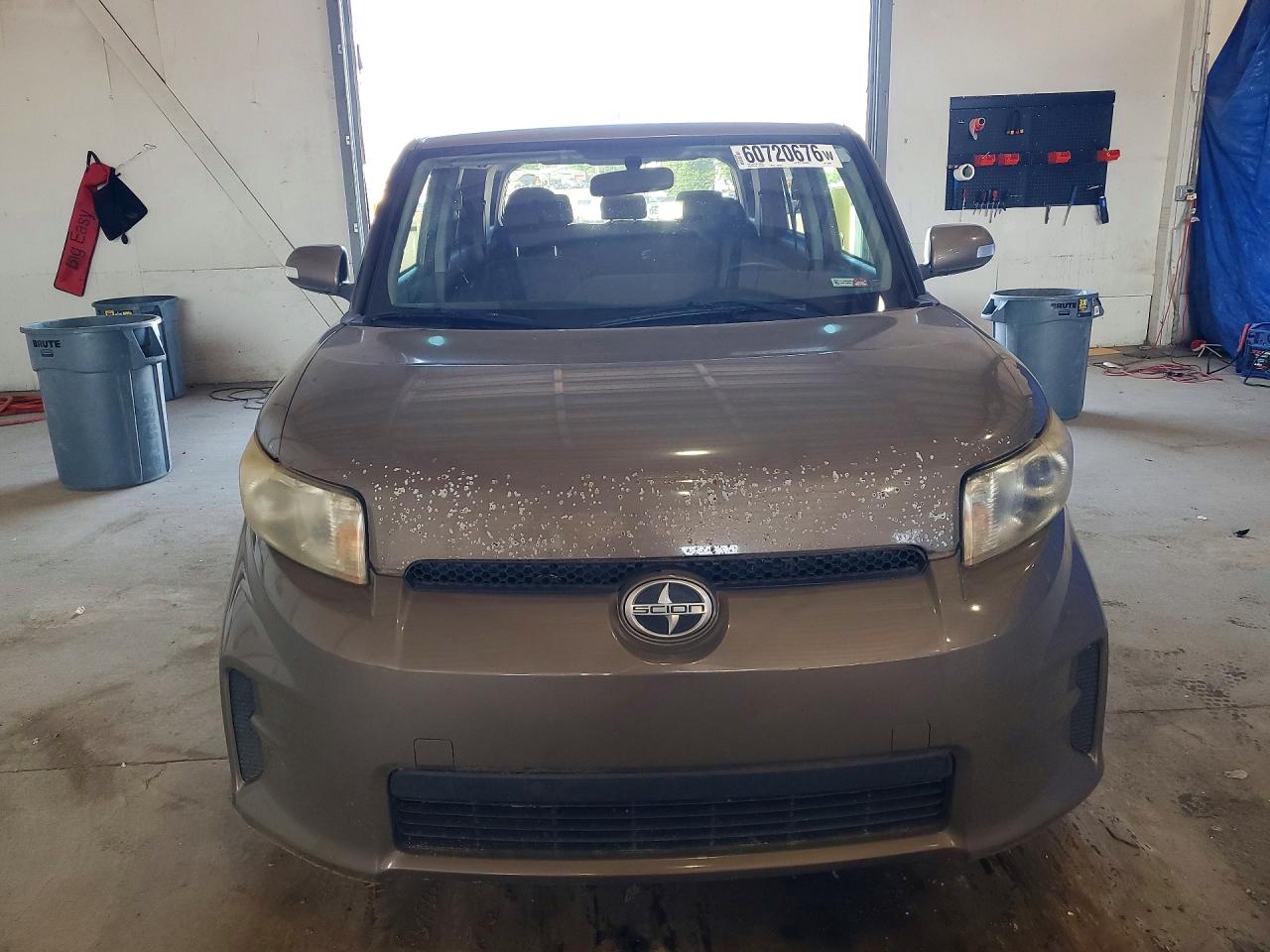 2011 TOYOTA SCION
