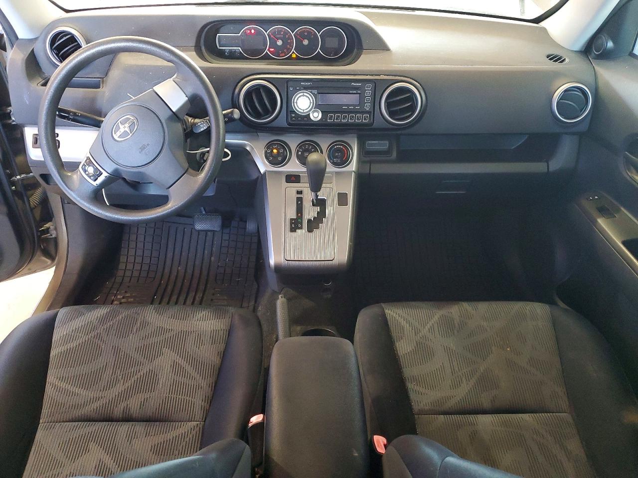 2011 TOYOTA SCION