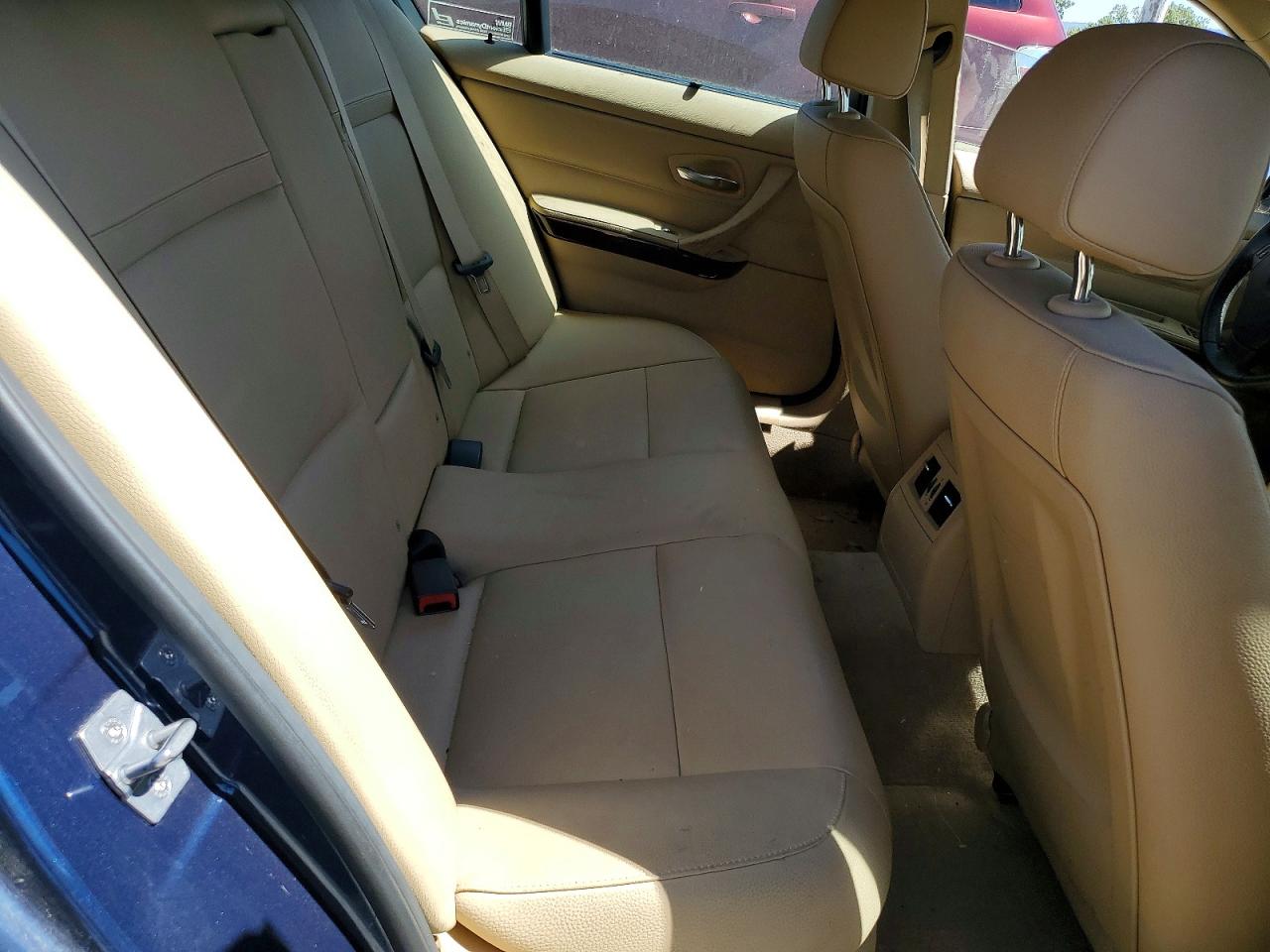 2011 BMW 3 SERIES