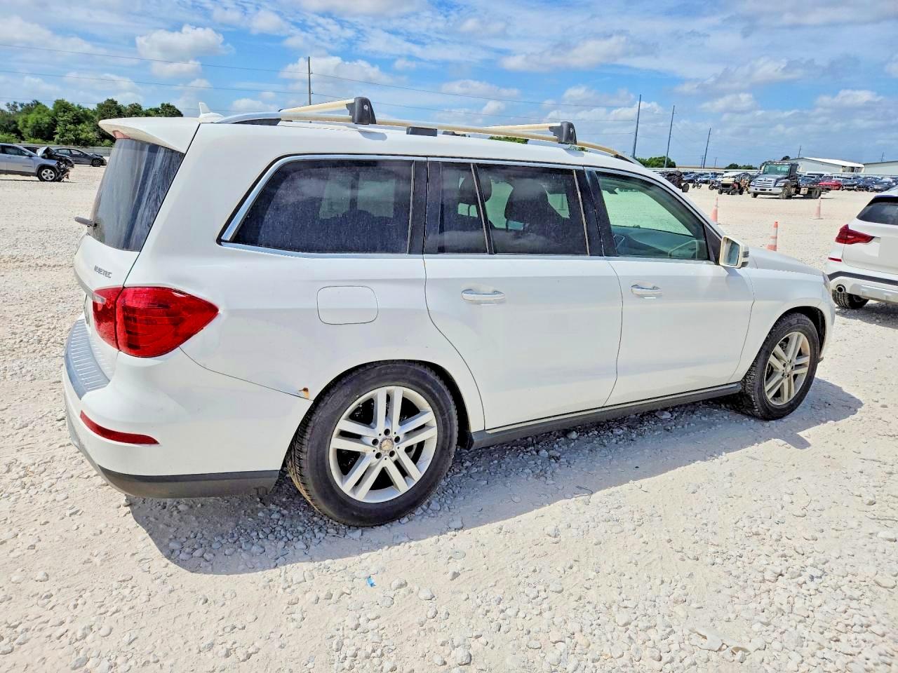 2015 MERCEDES-BENZ GL-CLASS