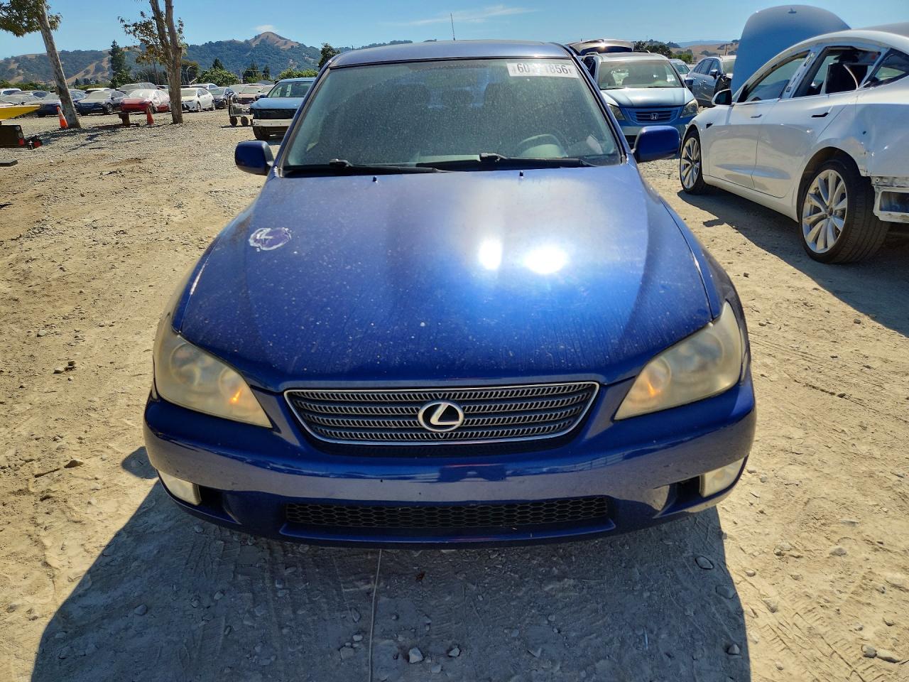 2001 LEXUS IS
