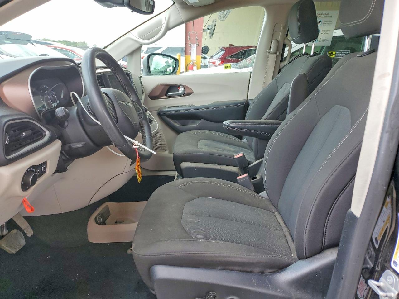 2023 CHRYSLER MINIVAN