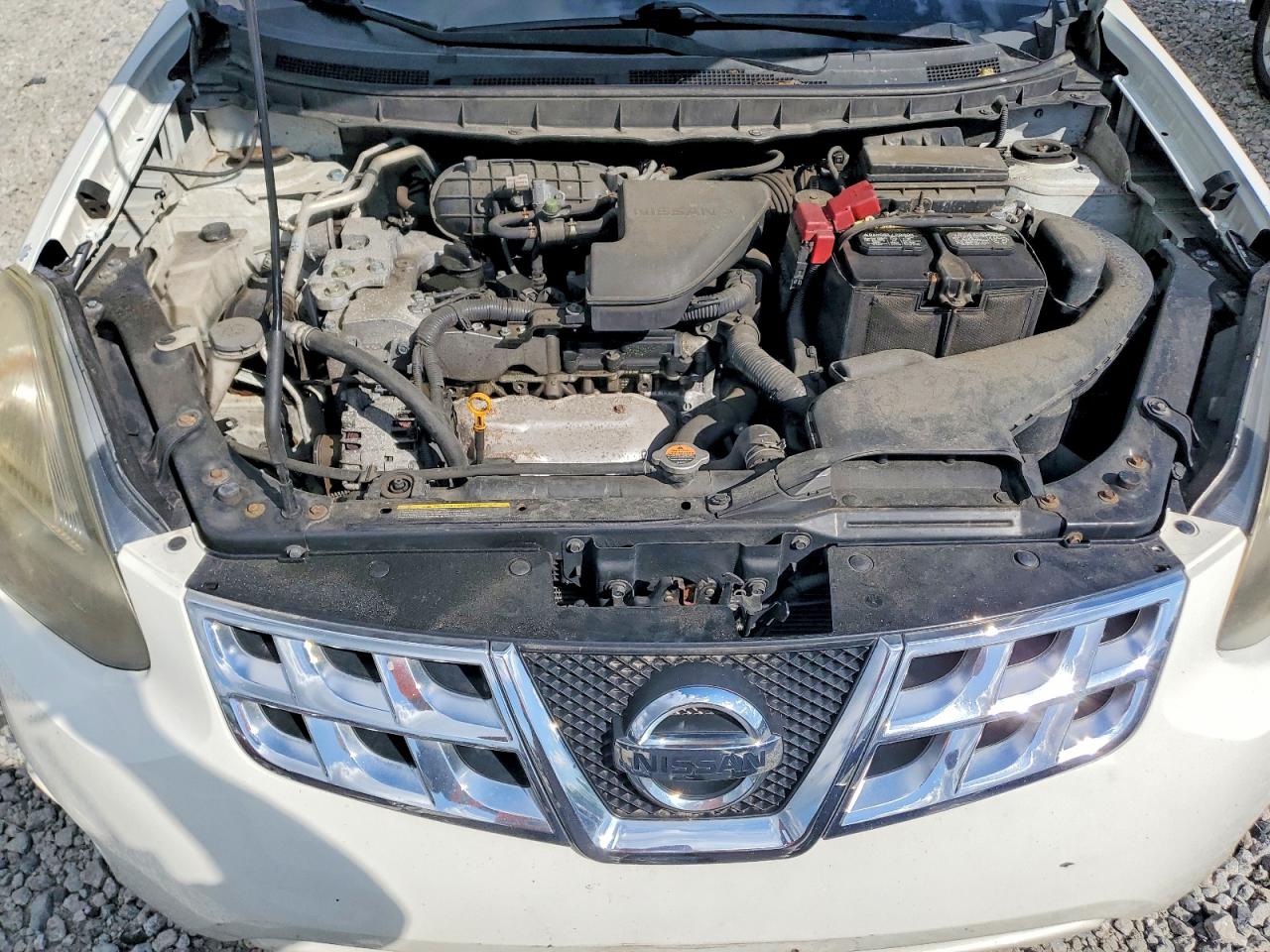 2014 NISSAN ROGUE