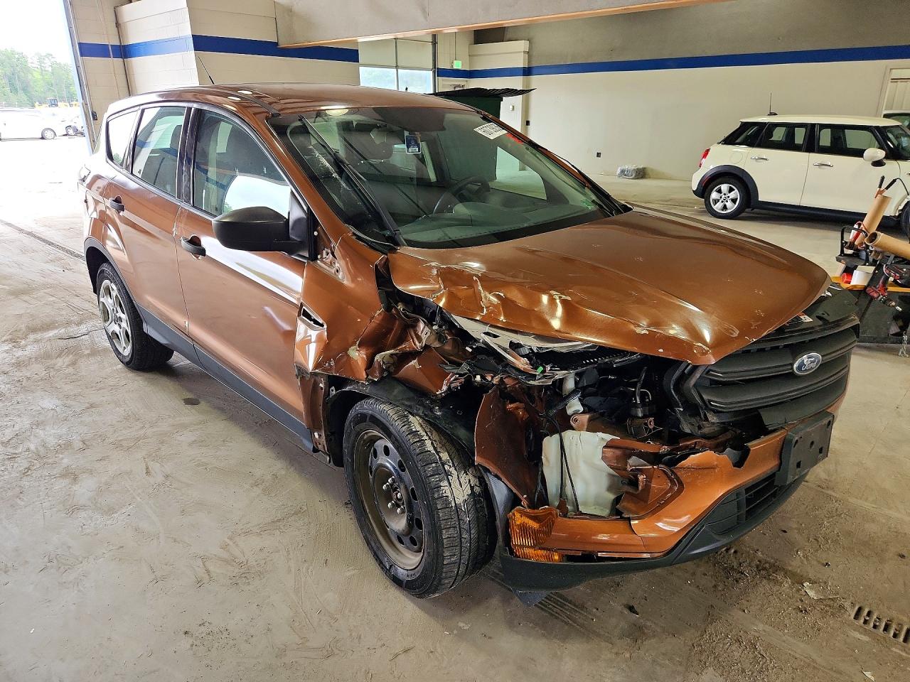 2017 FORD ESCAPE