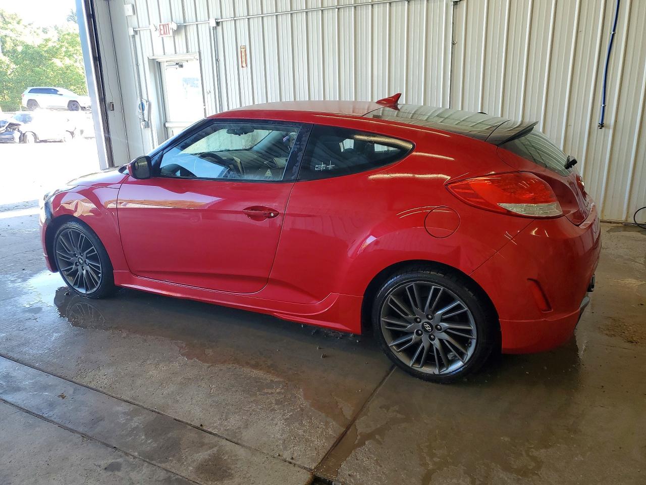 2013 HYUNDAI VELOSTER R