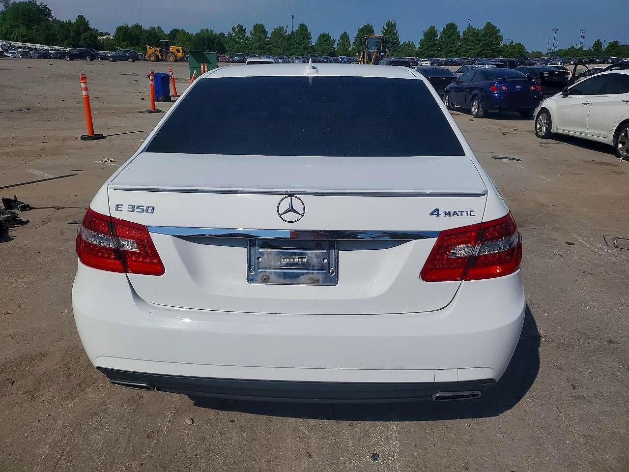 2013 MERCEDES-BENZ E-CLASS