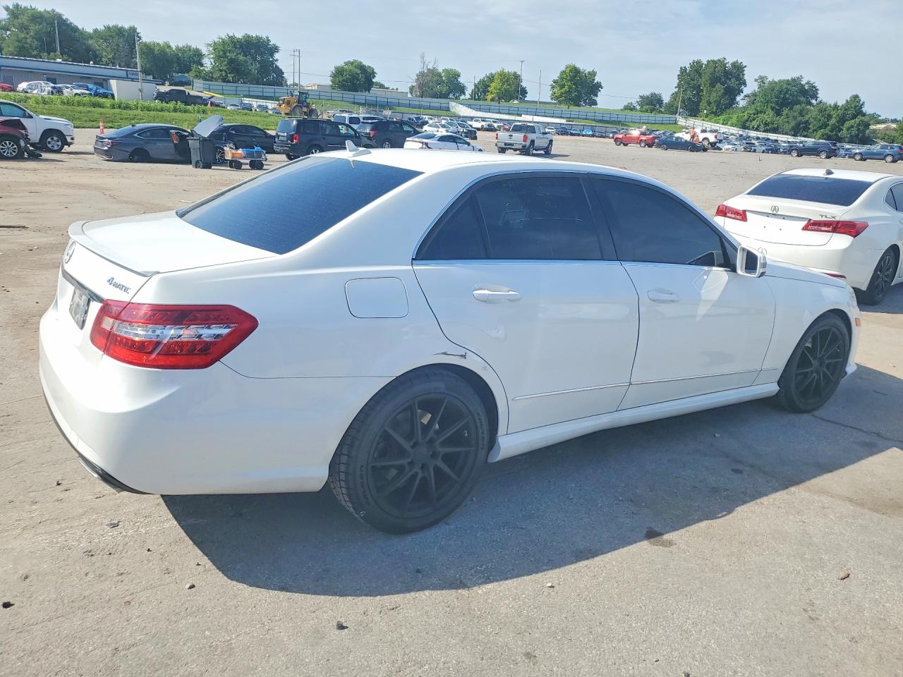 2013 MERCEDES-BENZ E-CLASS