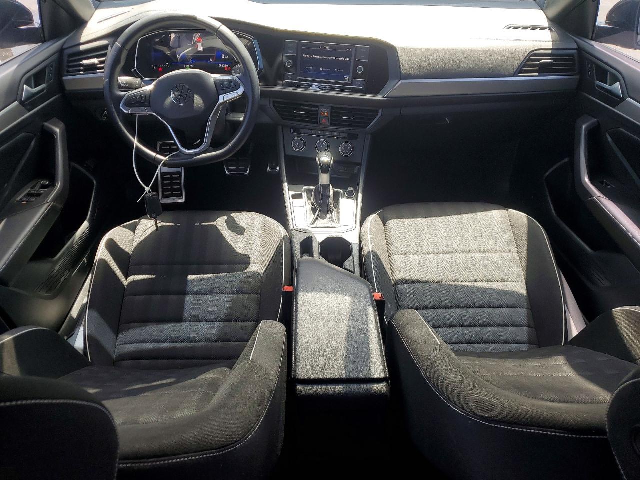 2023 VOLKSWAGEN JETTA