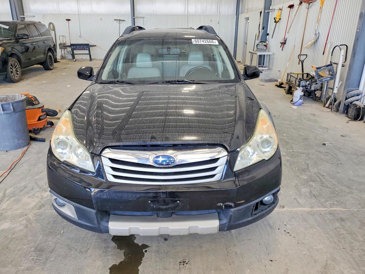 2011 SUBARU OUTBACK