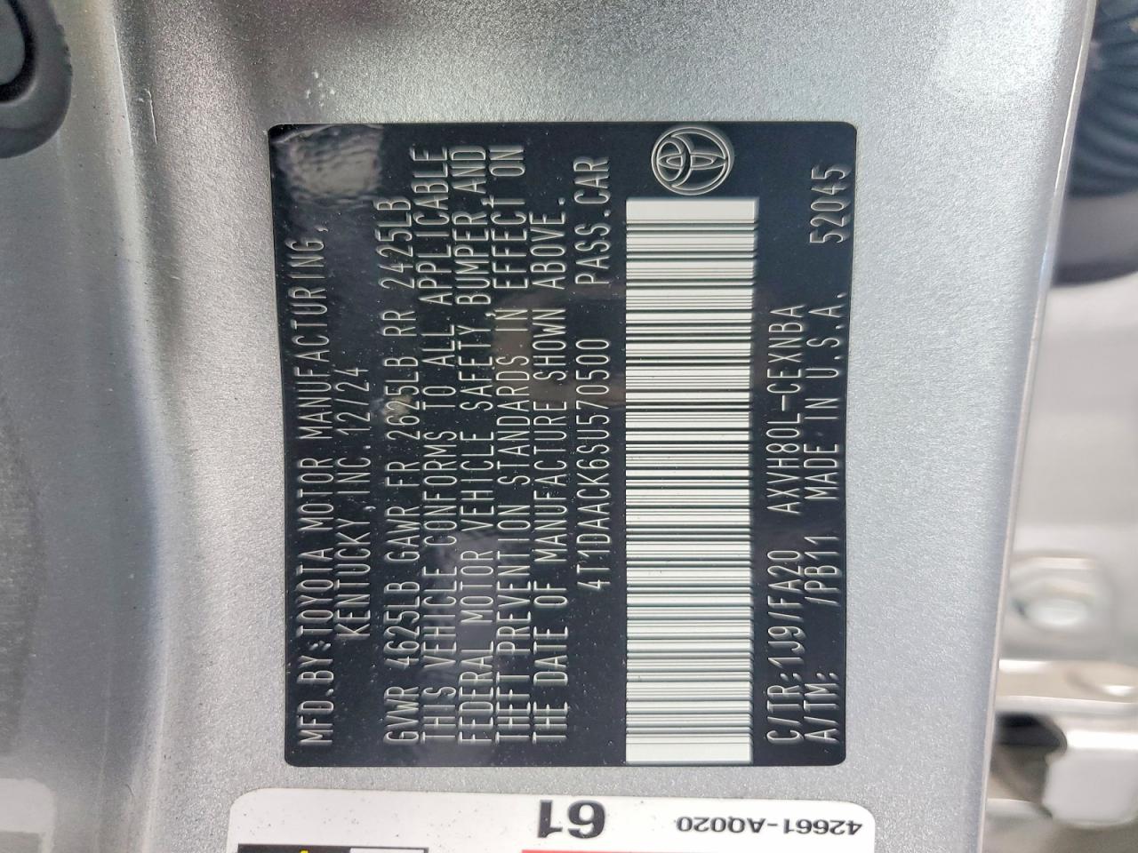 2025 TOYOTA CAMRY