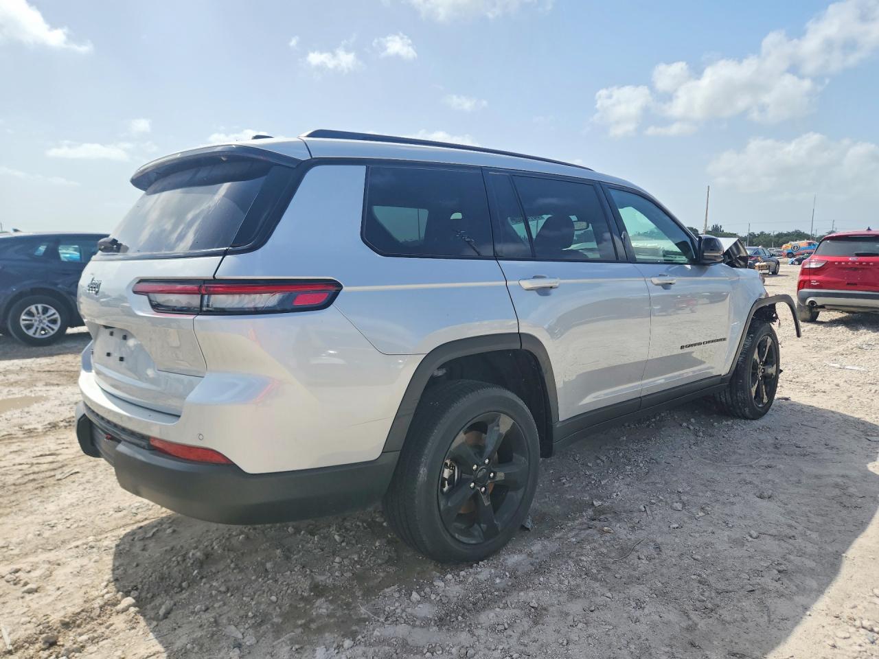 2023 JEEP CHEROKEE