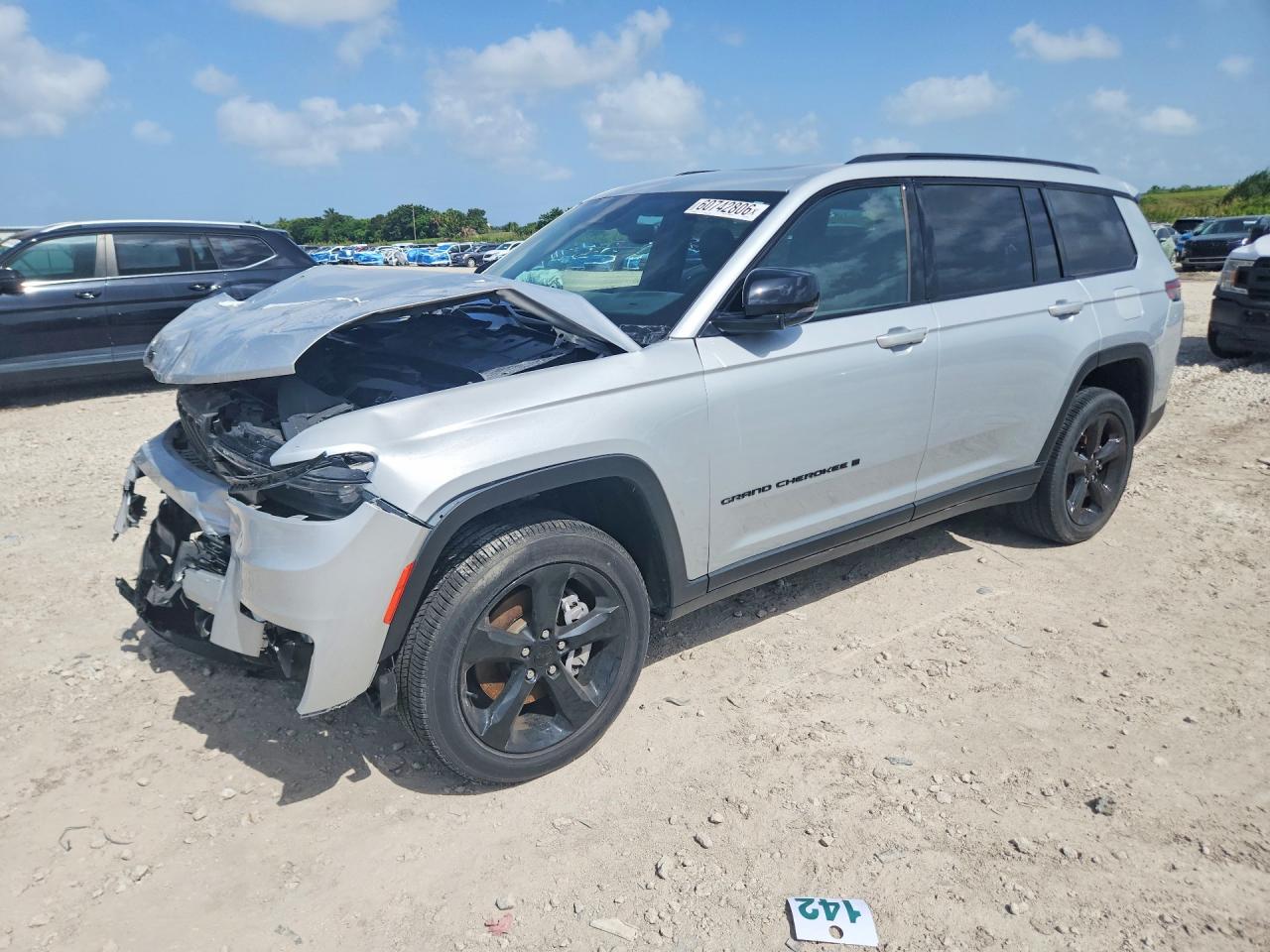 2023 JEEP CHEROKEE