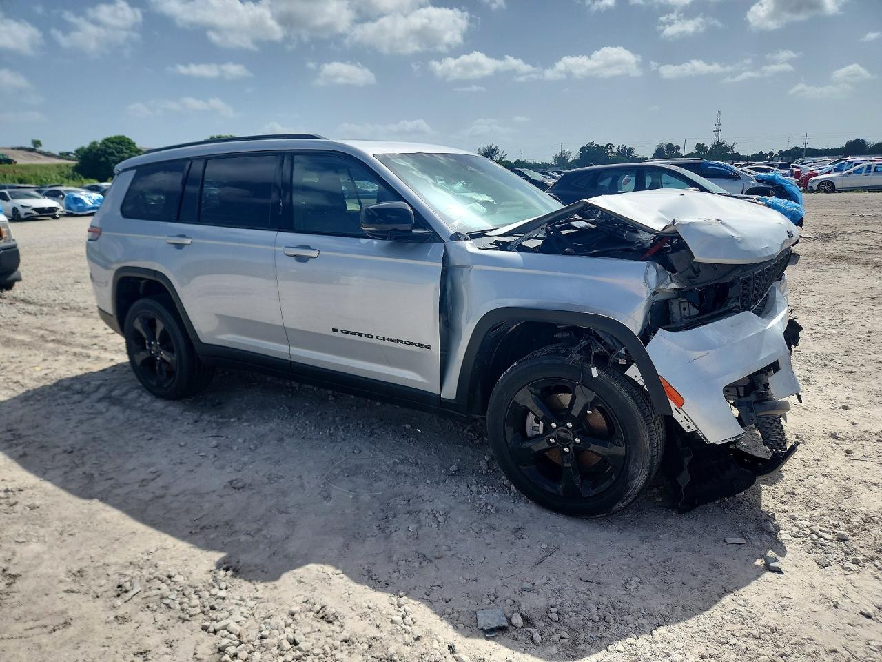 2023 JEEP CHEROKEE