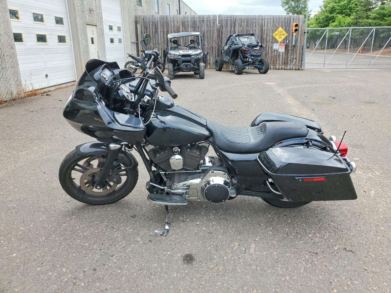 2012 HARLEY-DAVIDSON FL