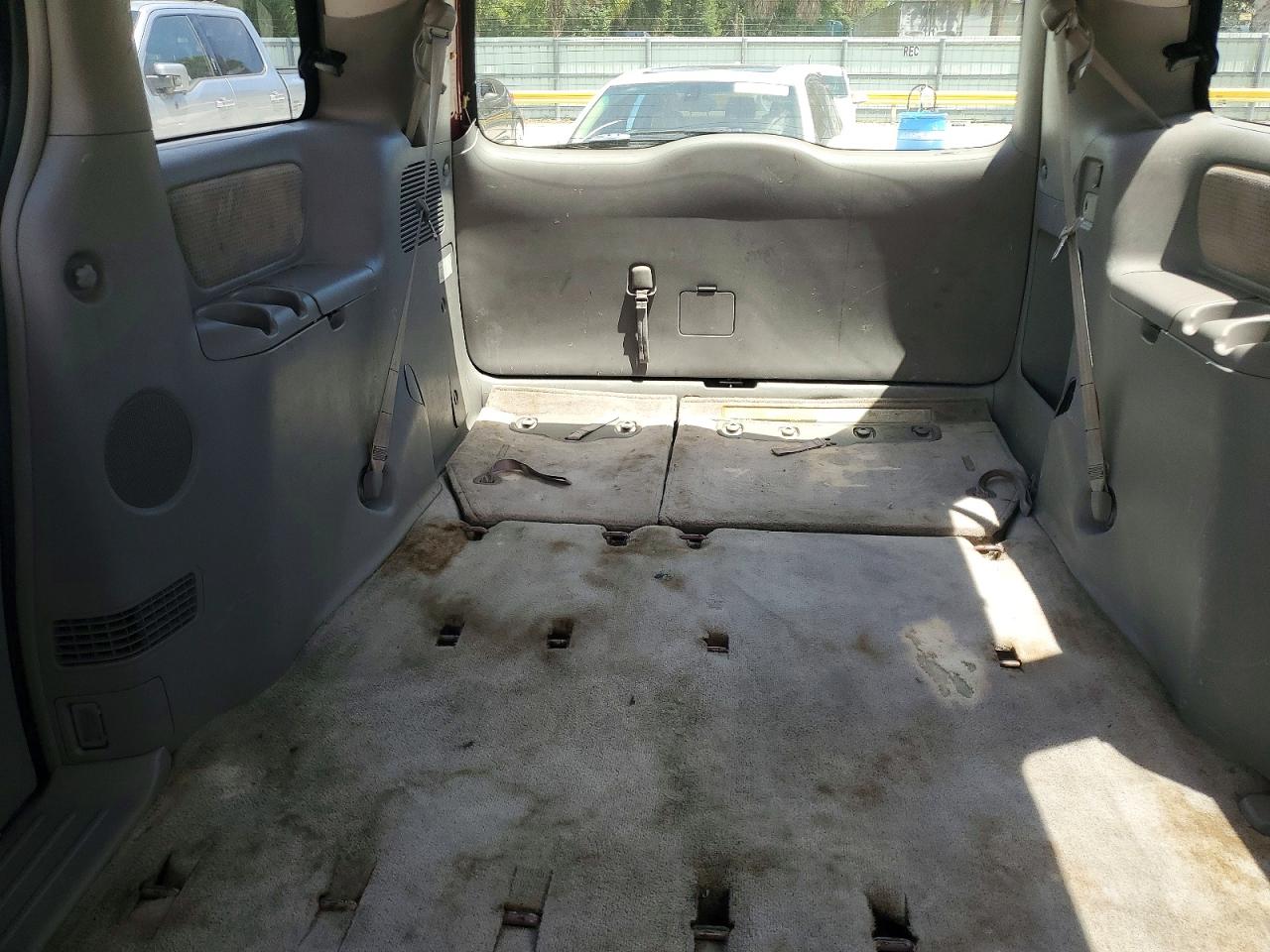 2010 TOYOTA SIENNA