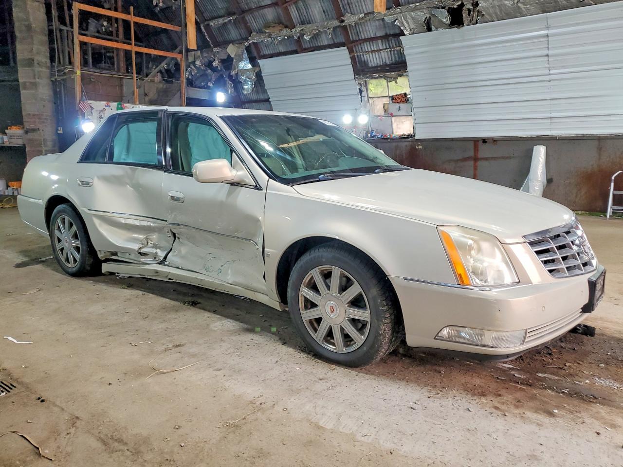 2008 CADILLAC DTS