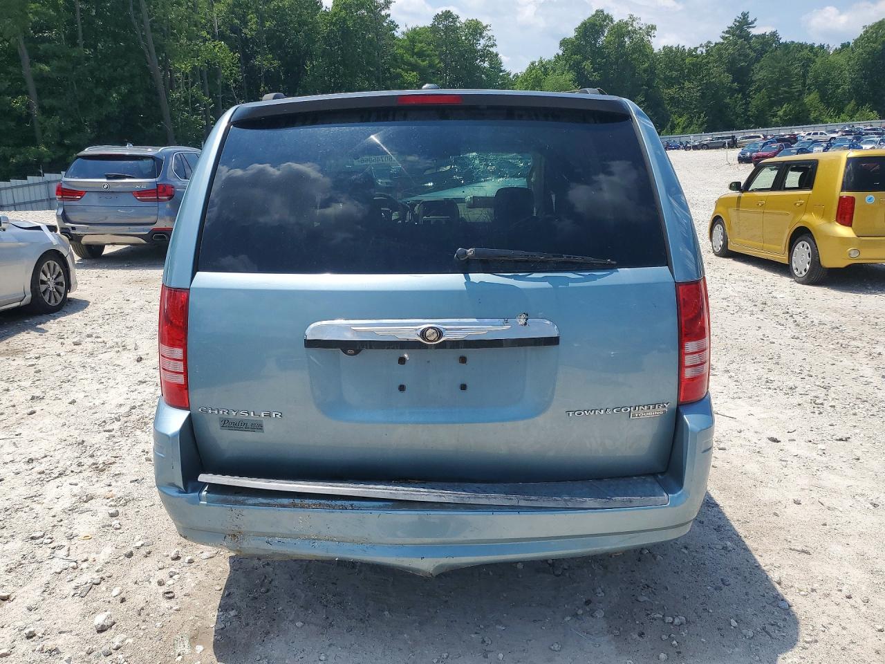 2010 CHRYSLER MINIVAN