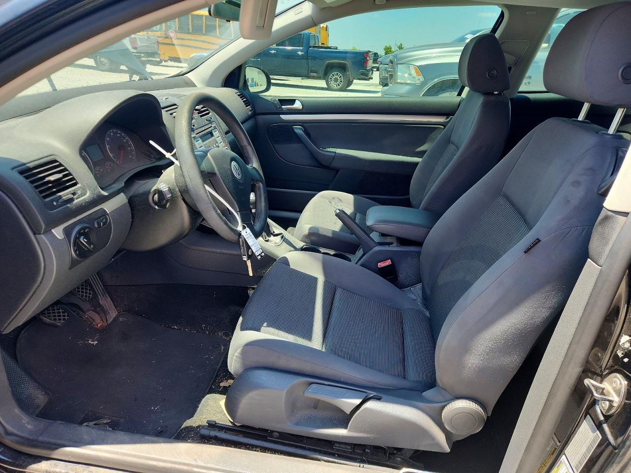 2009 VOLKSWAGEN RABBIT