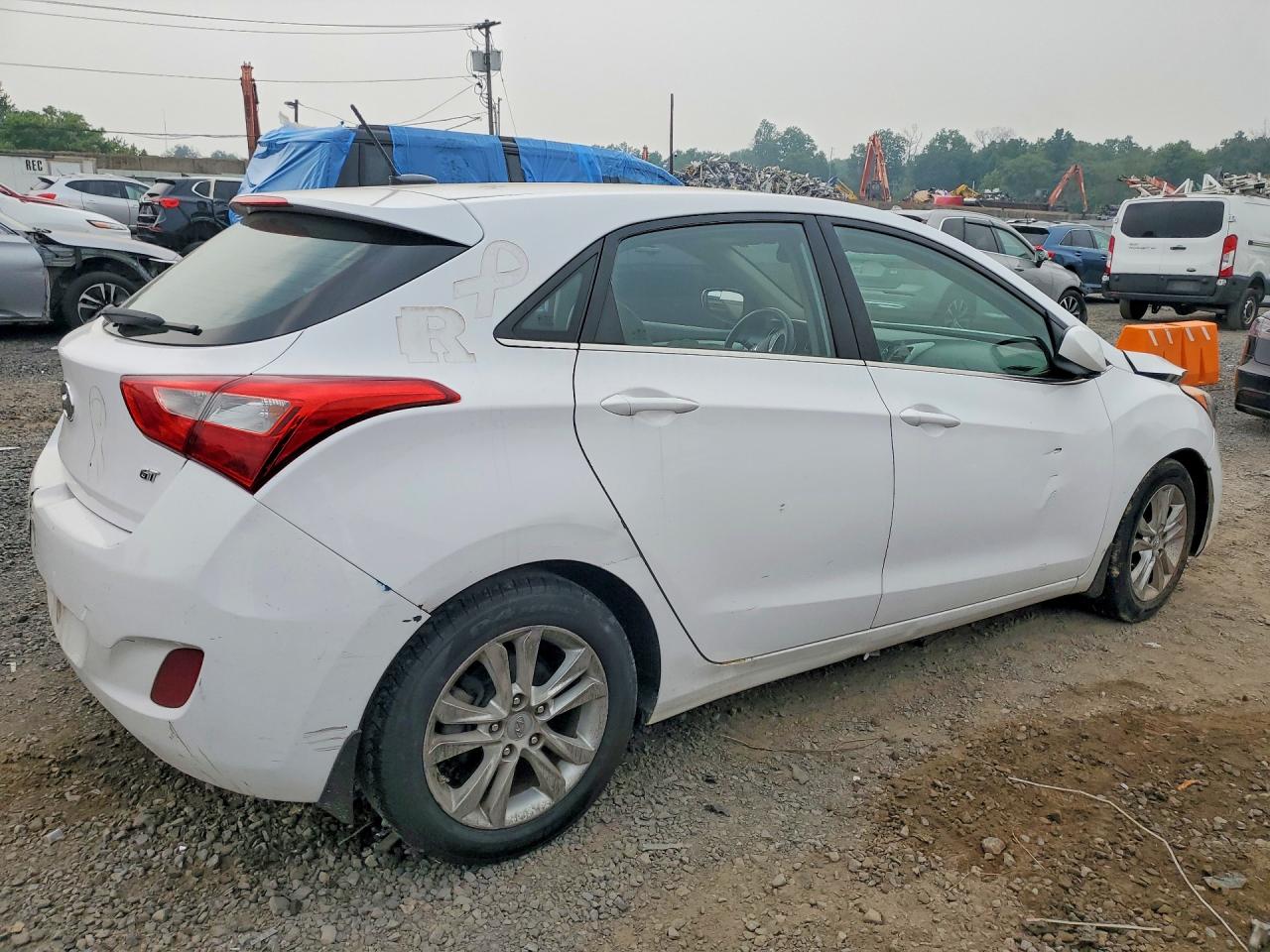 2014 HYUNDAI ELANTRA
