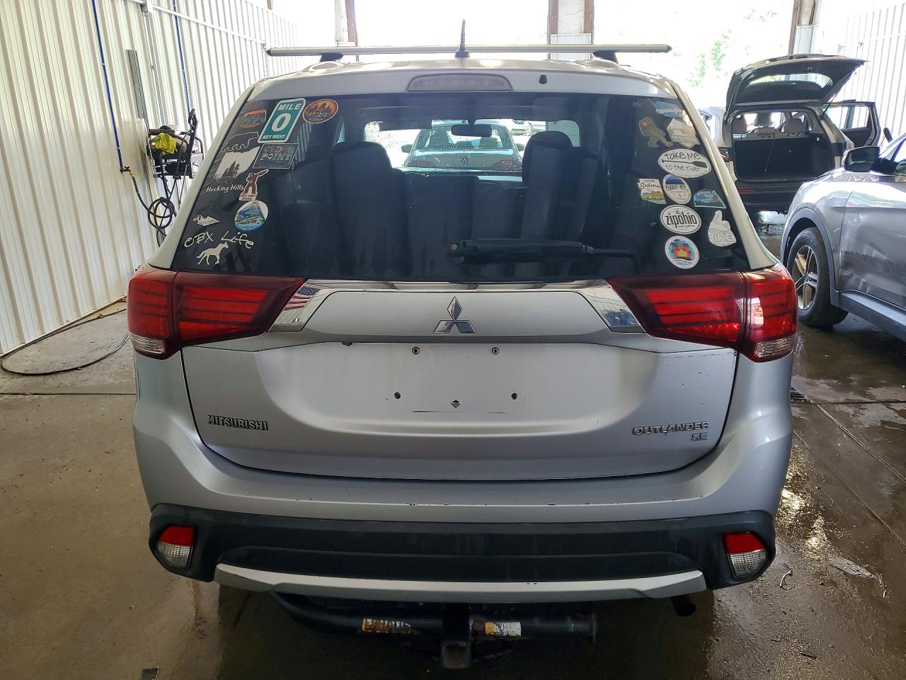 2016 MITSUBISHI OUTLANDER