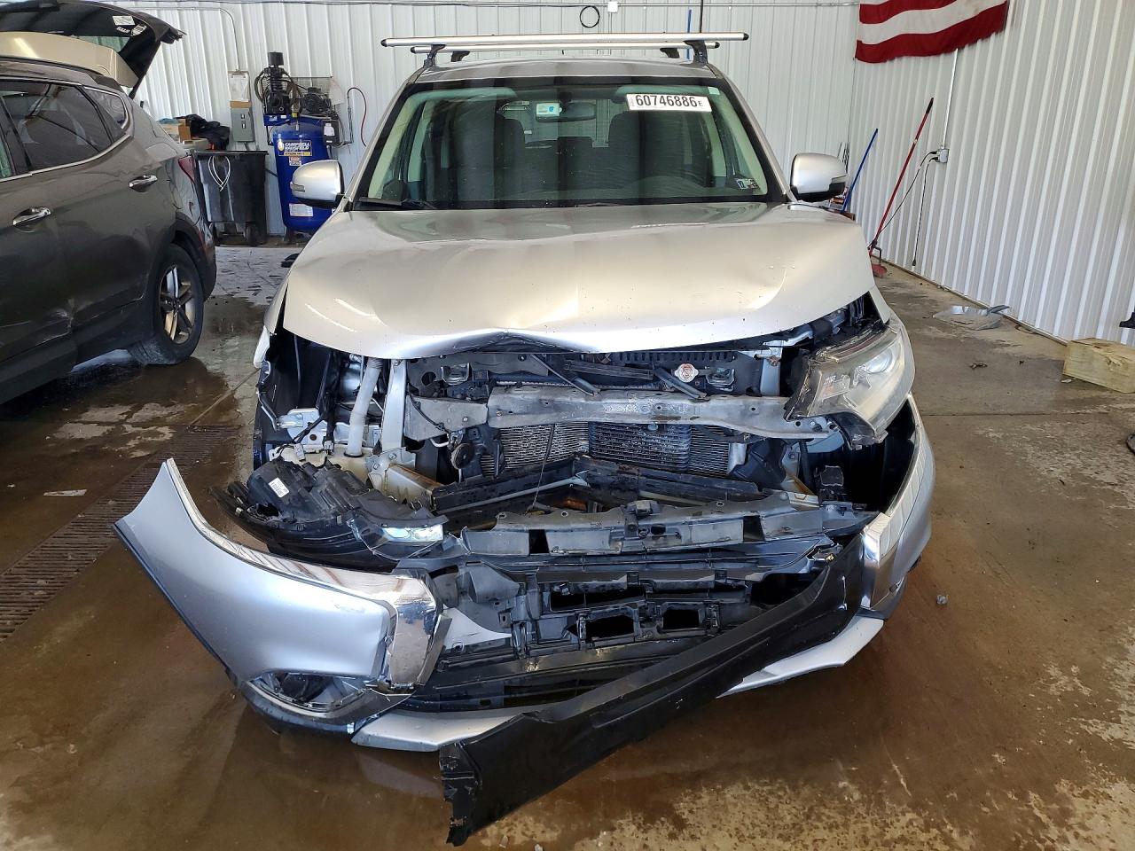 2016 MITSUBISHI OUTLANDER