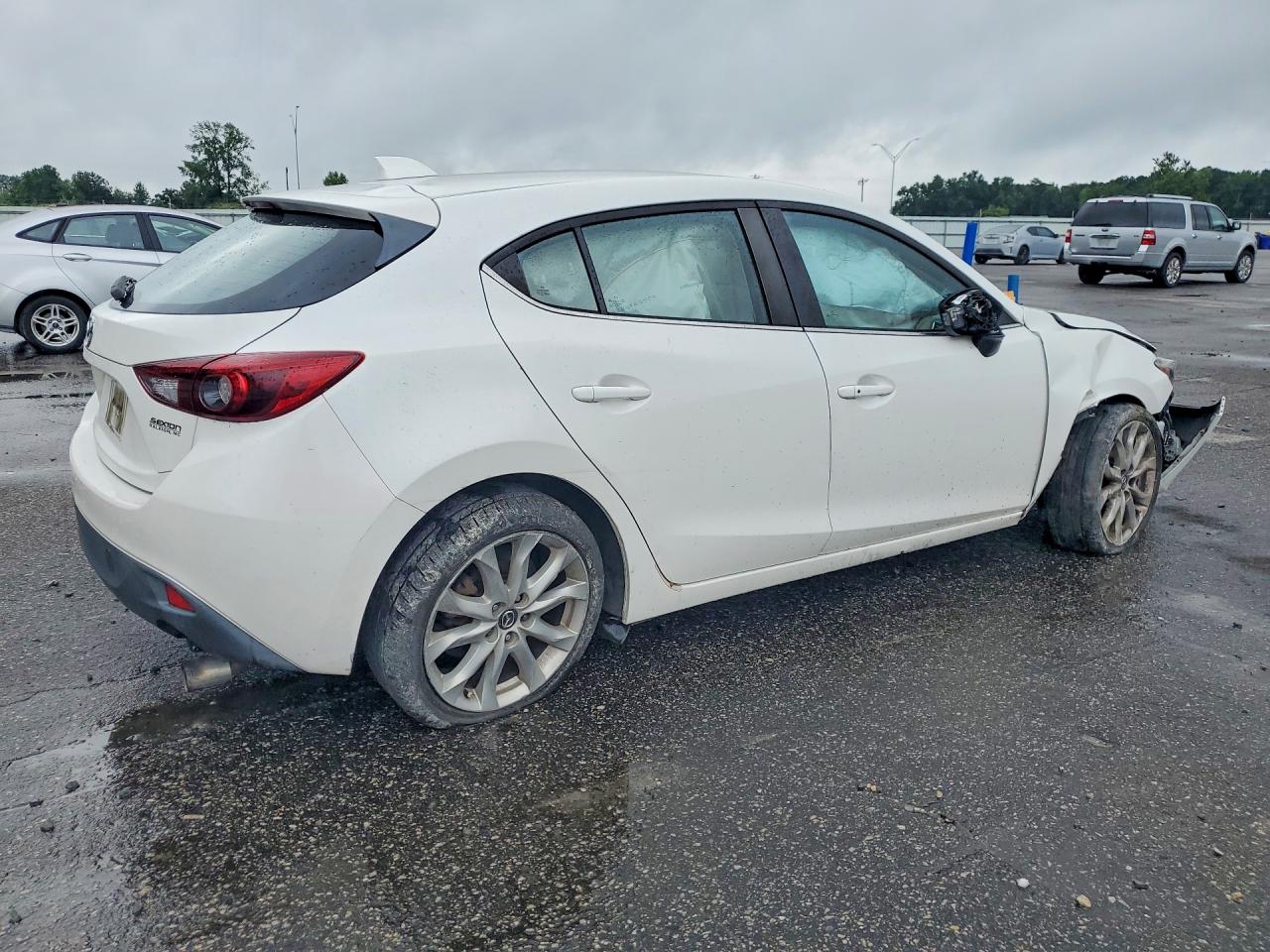 2015 MAZDA 3
