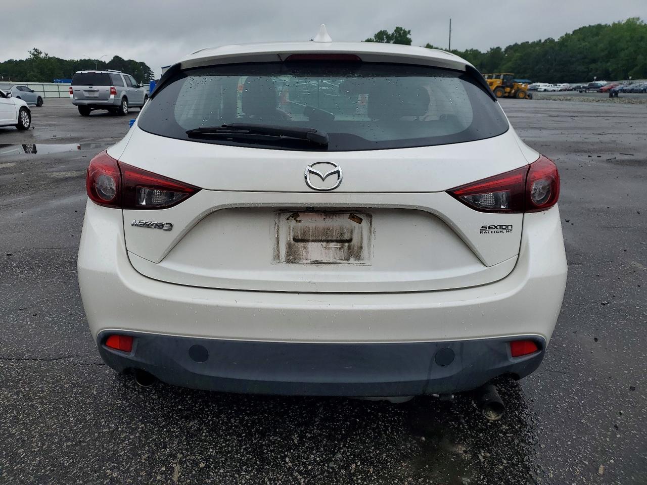 2015 MAZDA 3