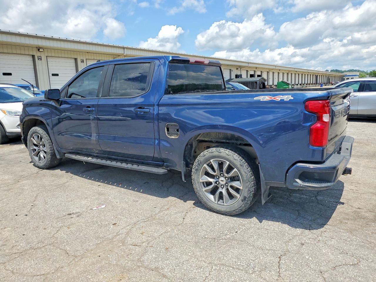 2021 CHEVROLET SILVERADO
