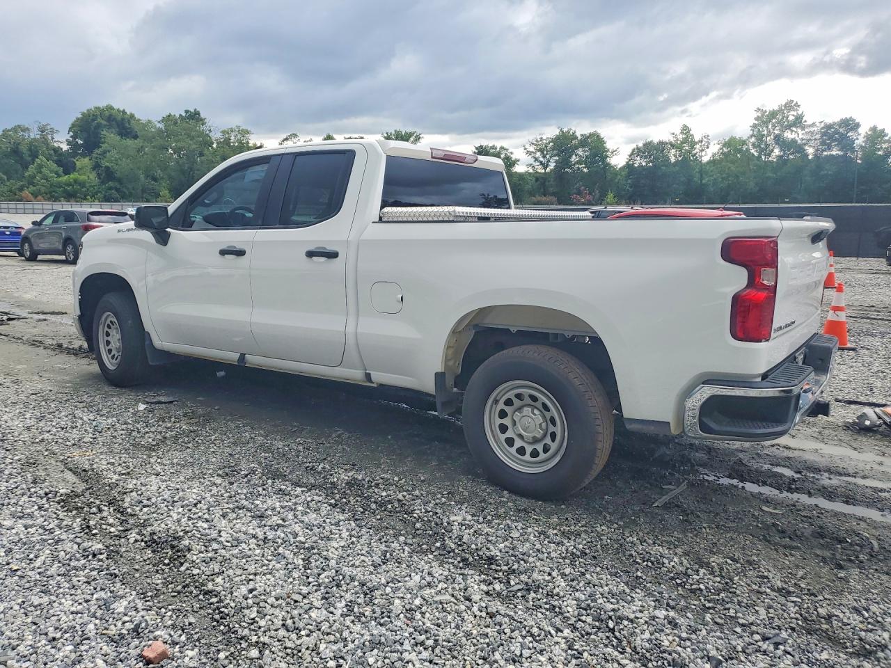 2025 CHEVROLET SILVERADO