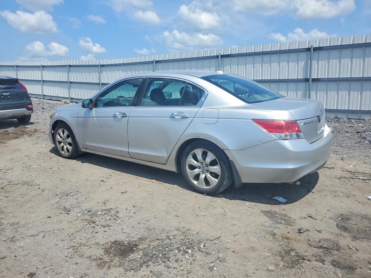2010 HONDA ACCORD