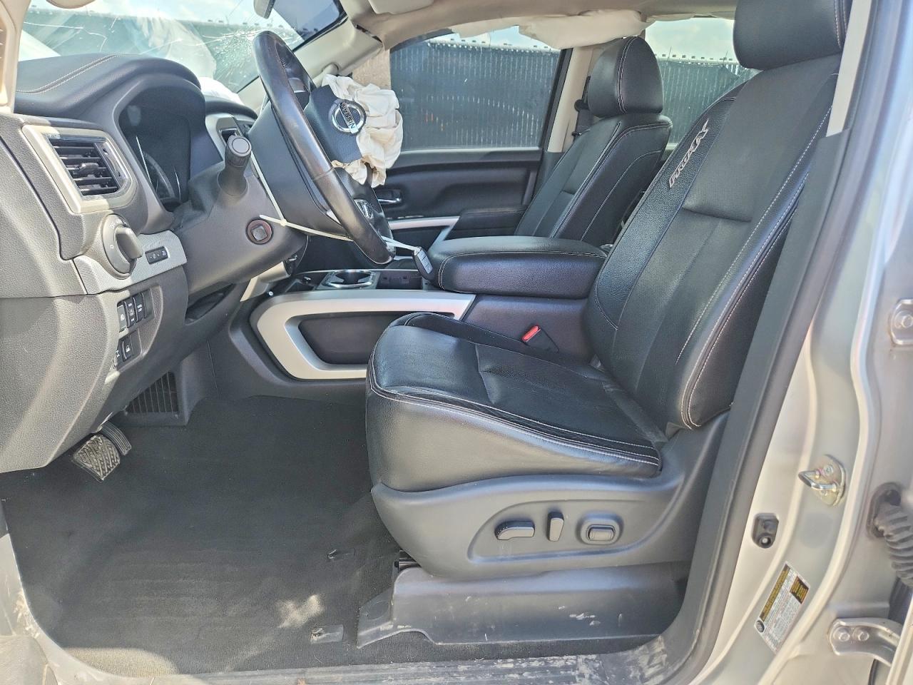 2019 NISSAN TITAN