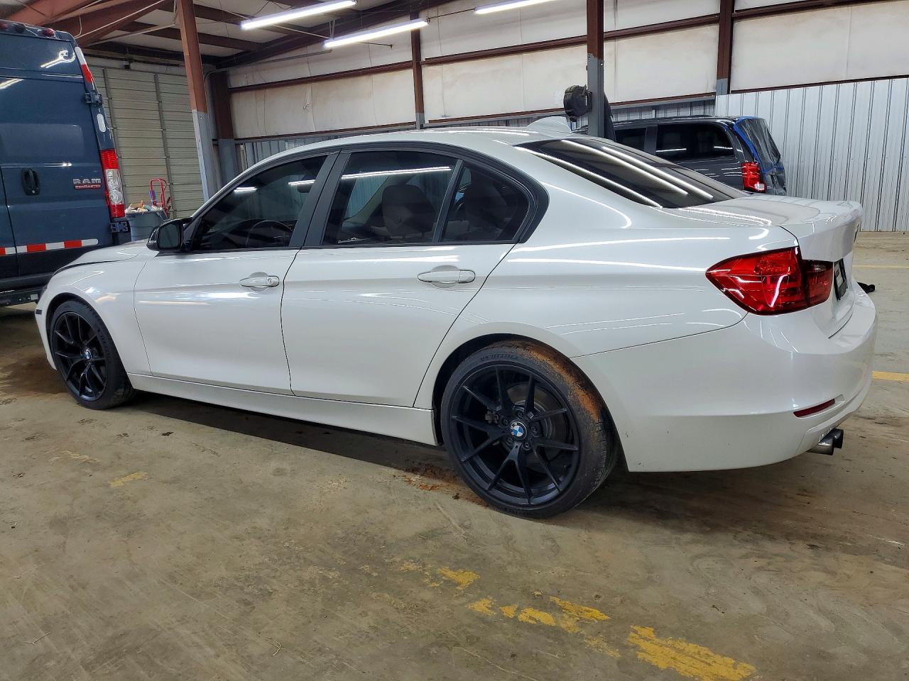 2013 BMW 3 SERIES