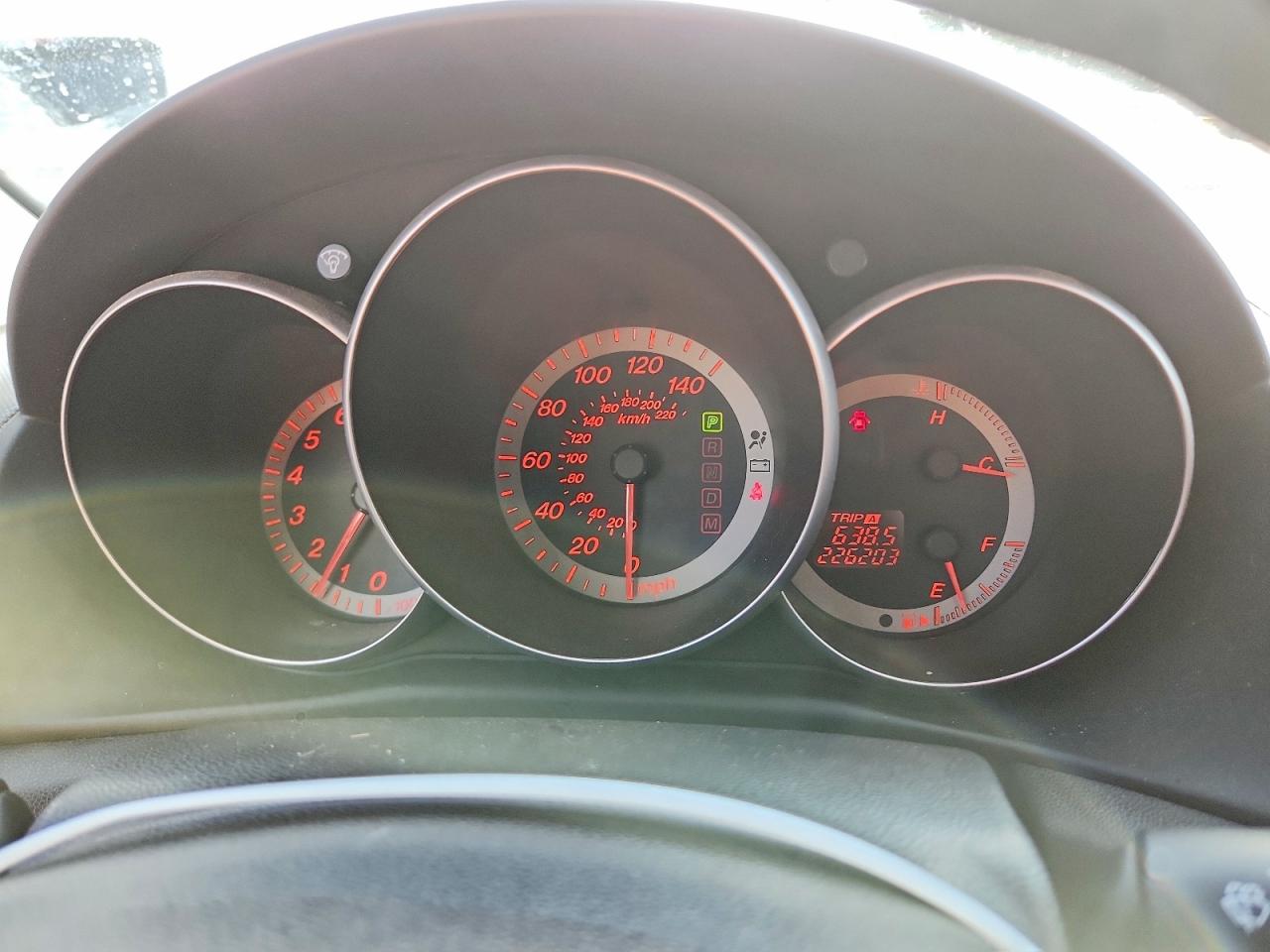 2005 MAZDA MAZDA3