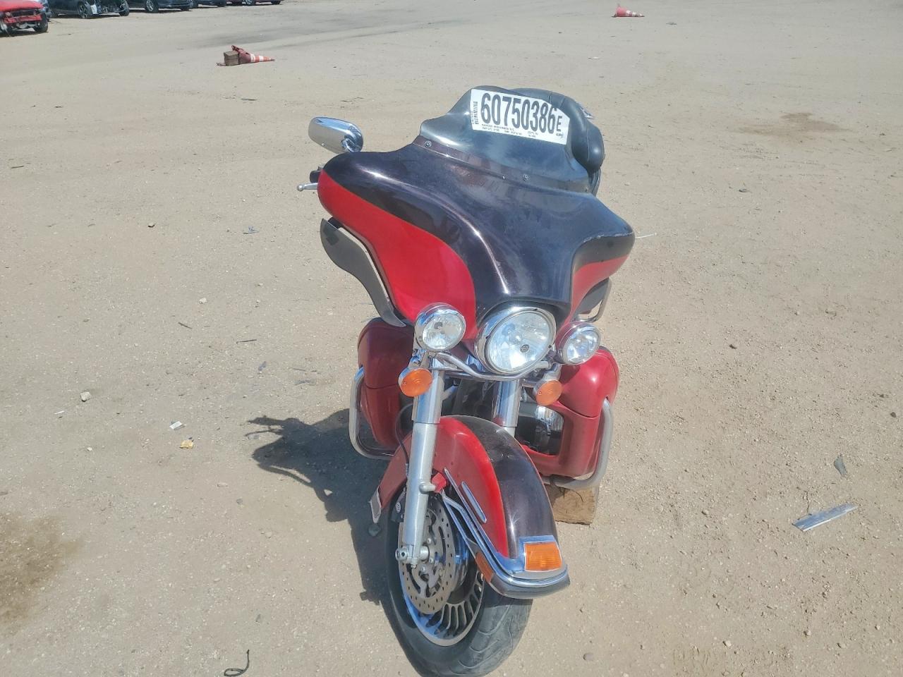 2010 HARLEY-DAVIDSON FL