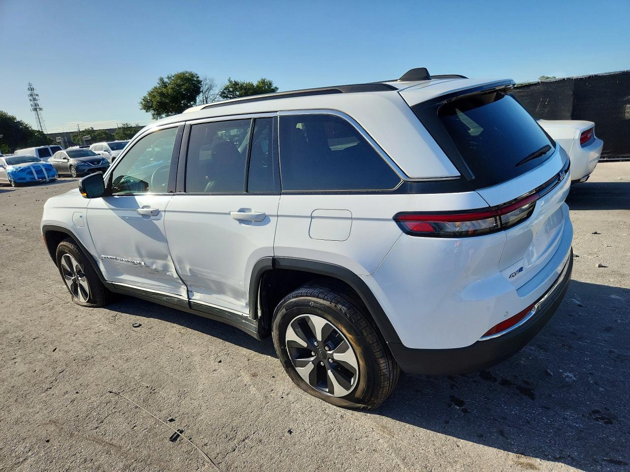 2024 JEEP CHEROKEE