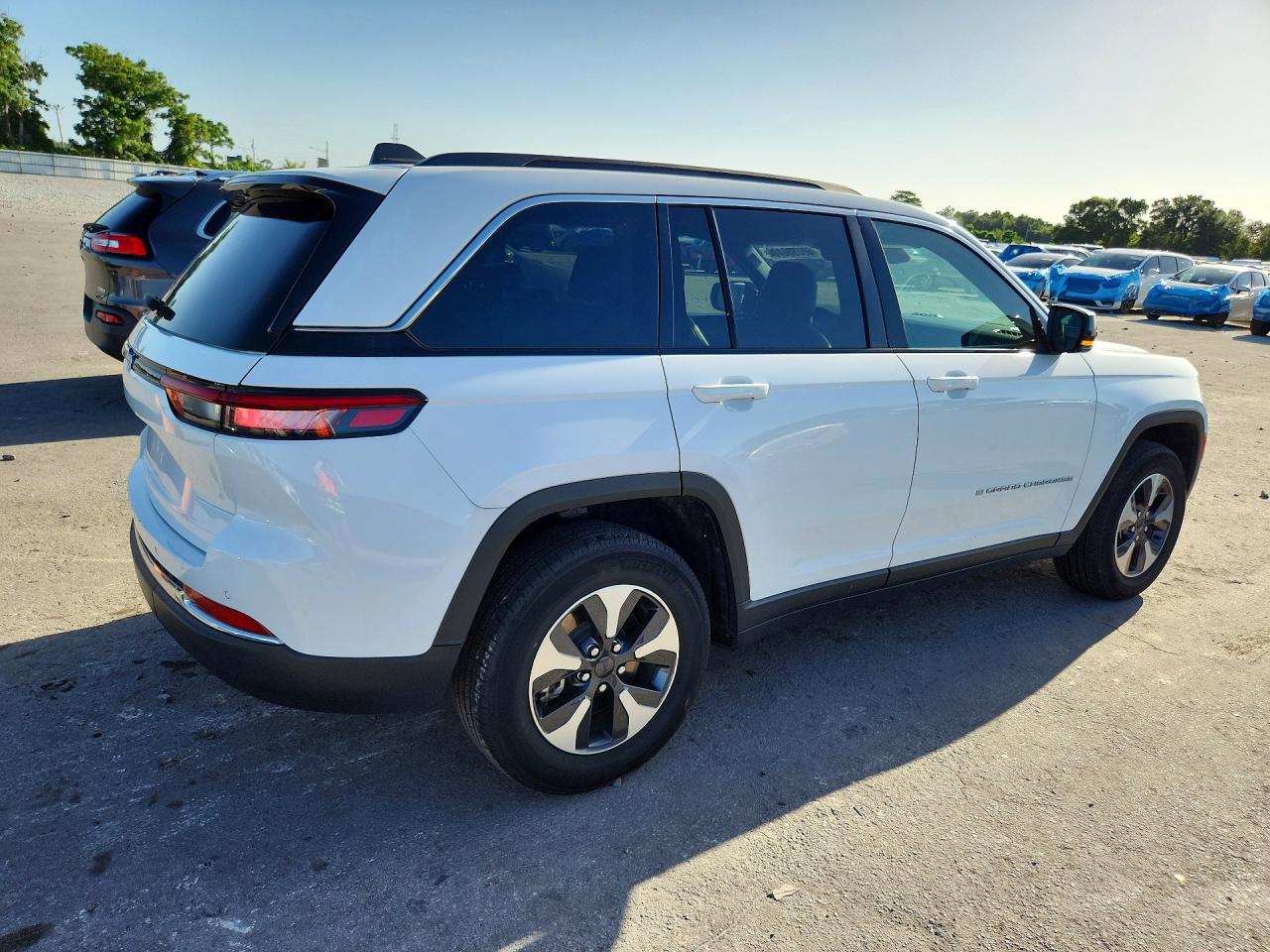 2024 JEEP CHEROKEE