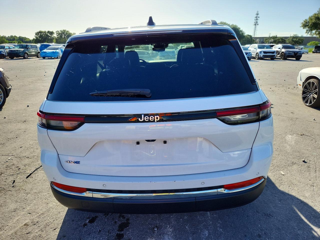 2024 JEEP CHEROKEE