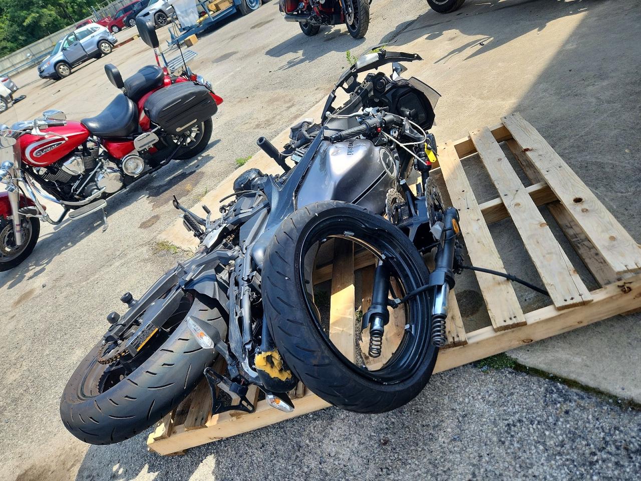 2021 KAWASAKI EX