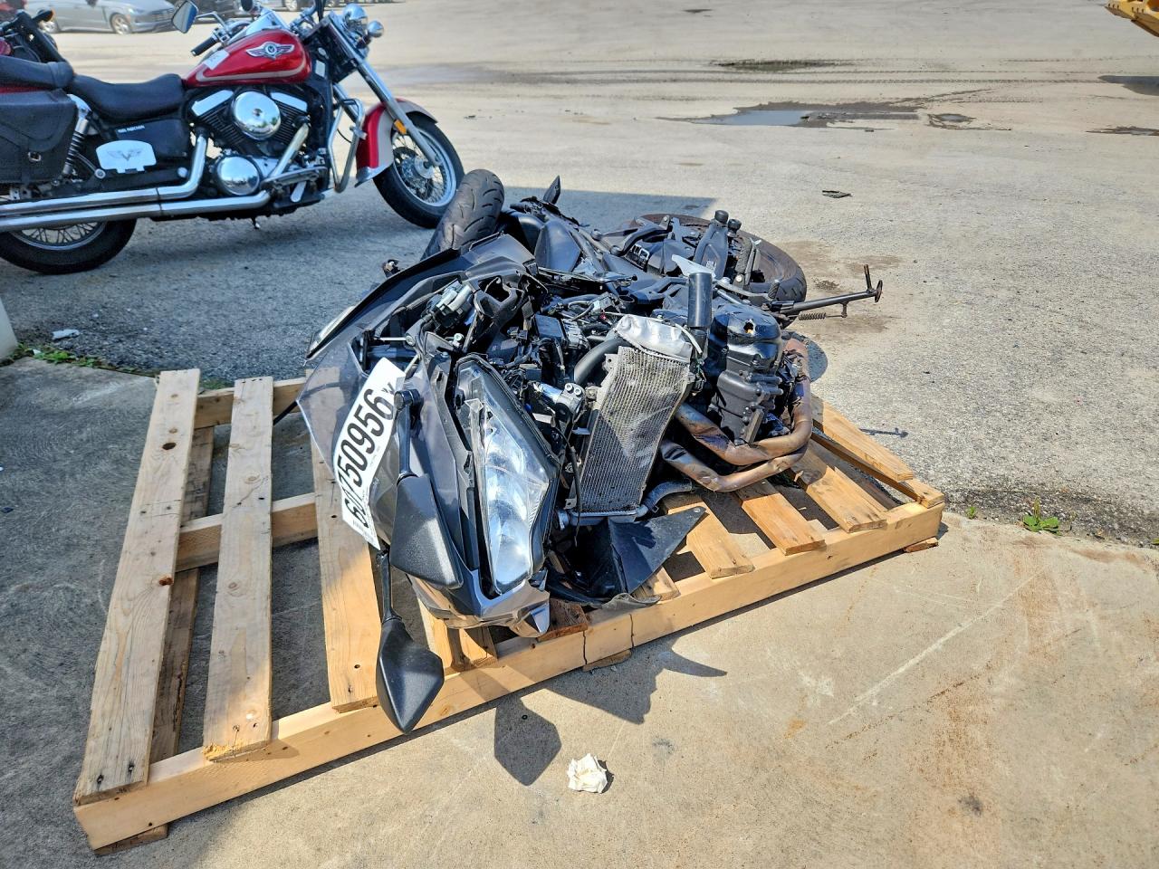 2021 KAWASAKI EX