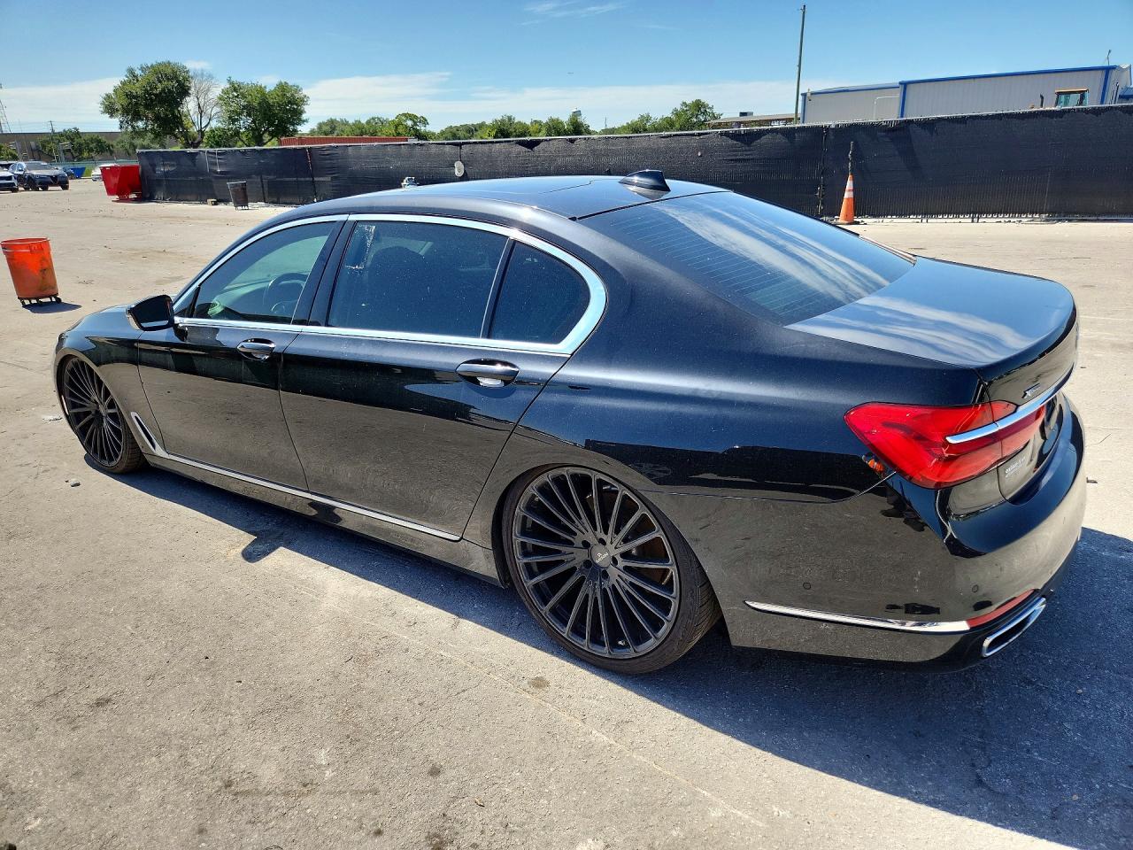 2016 BMW 7 SERIES