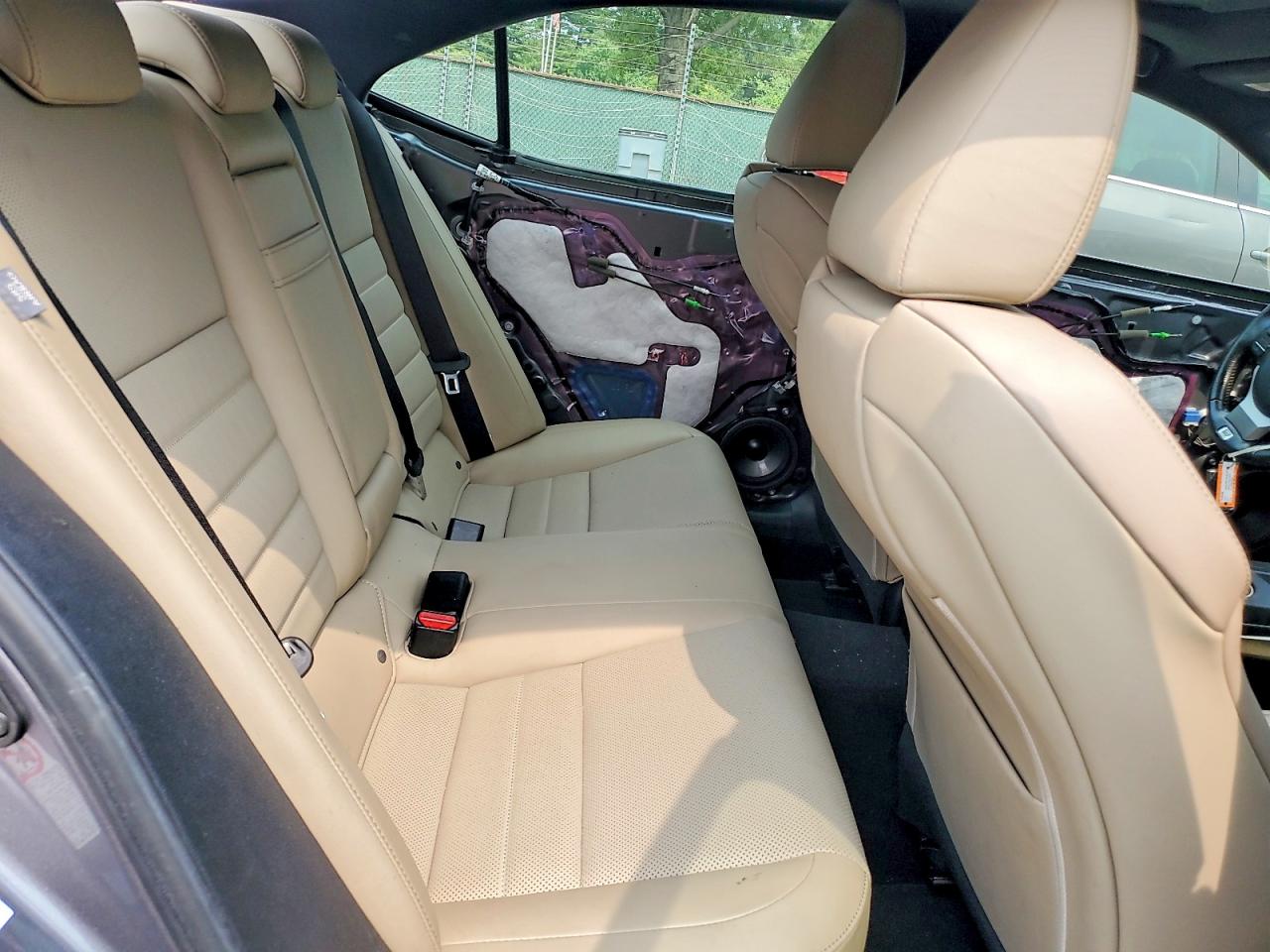 2018 LEXUS IS