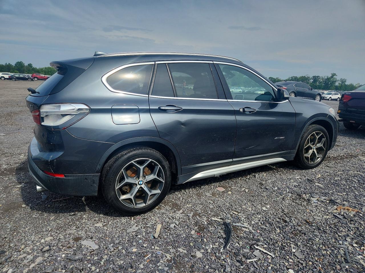 2017 BMW X1