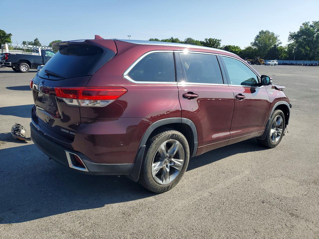 2019 TOYOTA HIGHLANDER