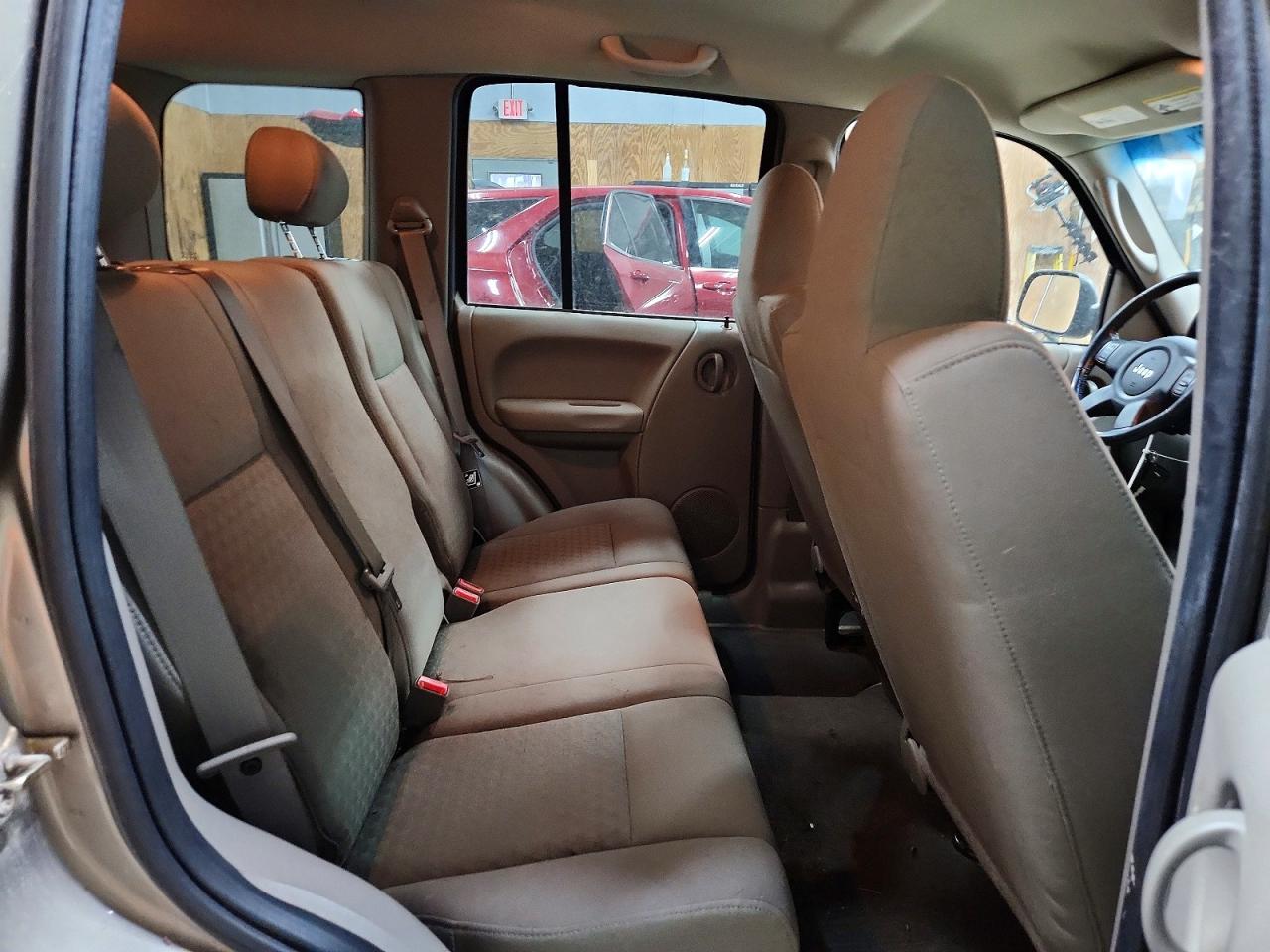2006 JEEP LIBERTY