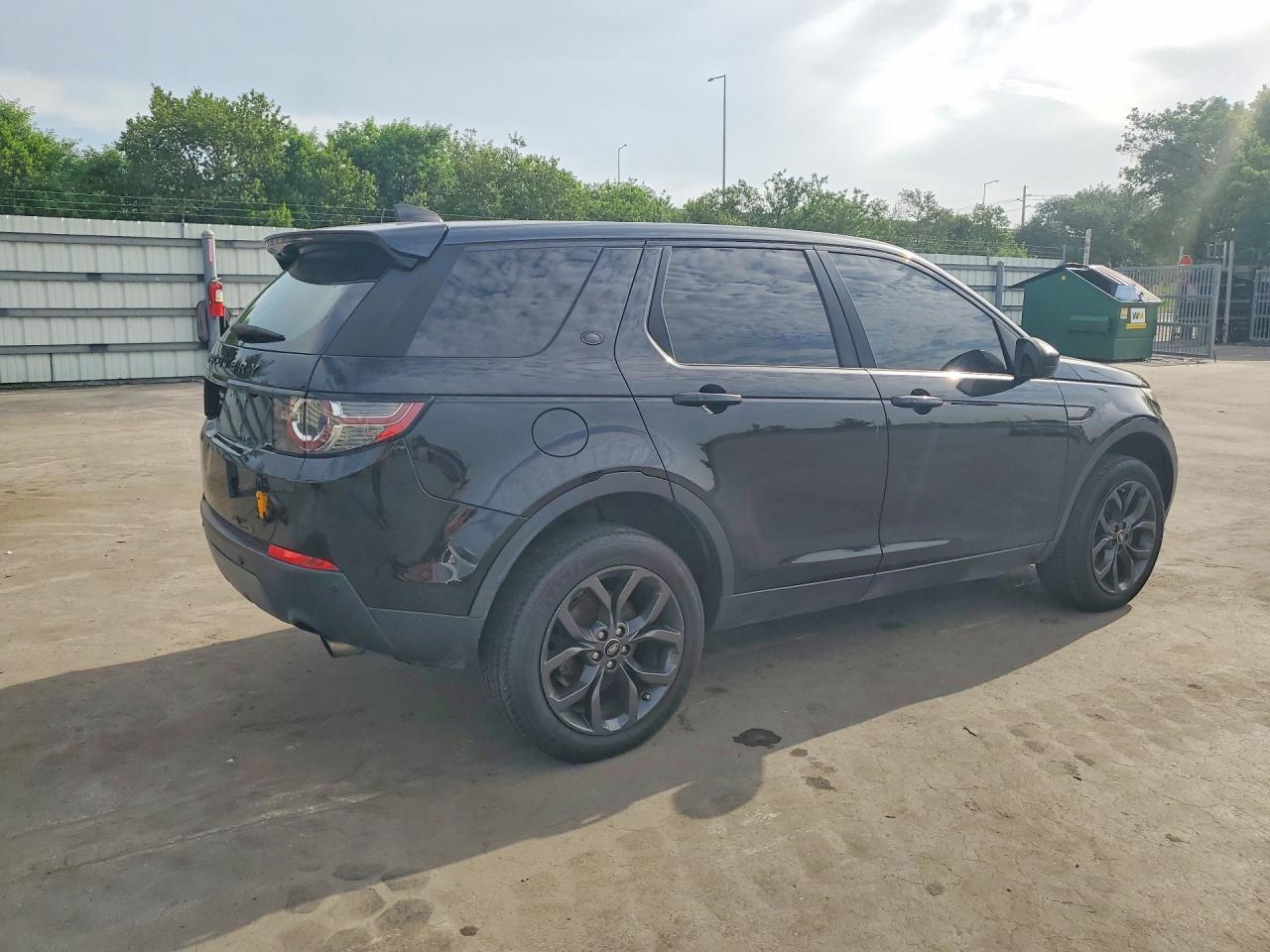 2019 LAND ROVER DISCOVERY