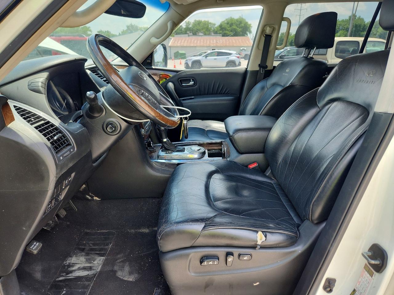 2012 INFINITI QX56
