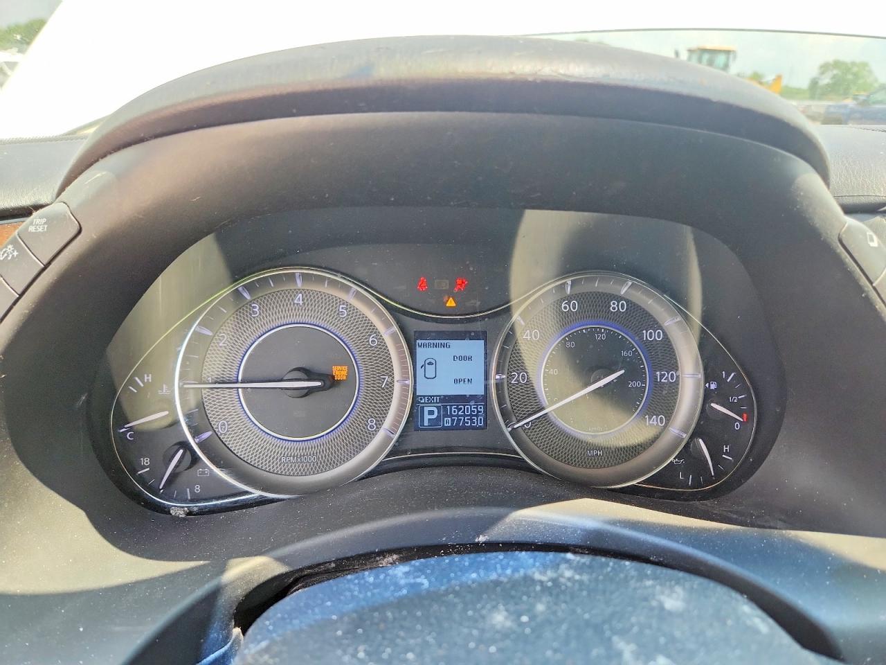 2012 INFINITI QX56